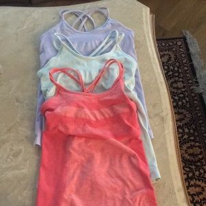 Zella work out tops with shelf bra